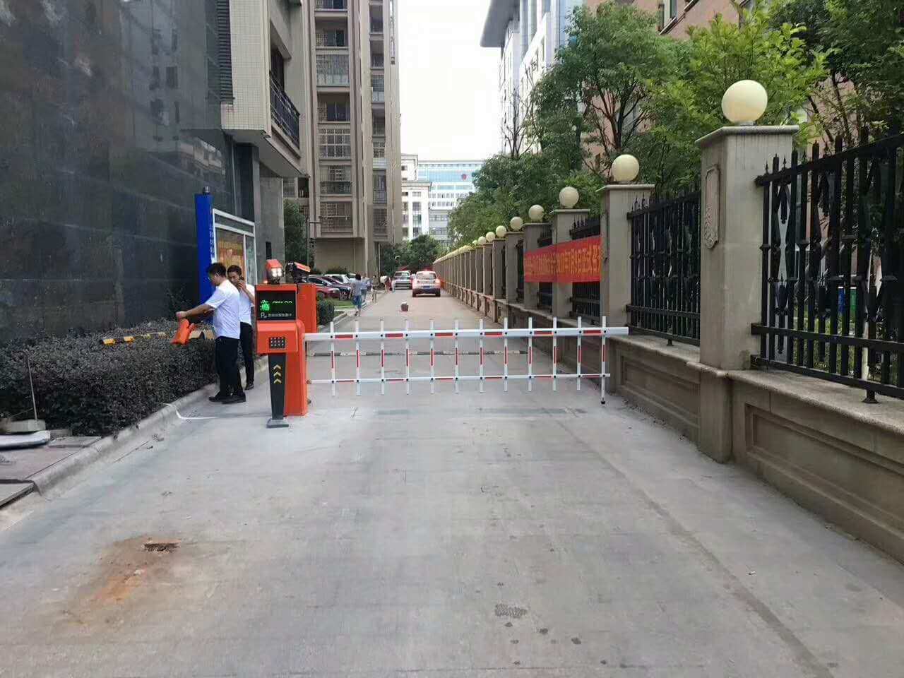 杭州亿地圆科技有限公司,“无感支付”首家上线！停车无需缴费、扫码